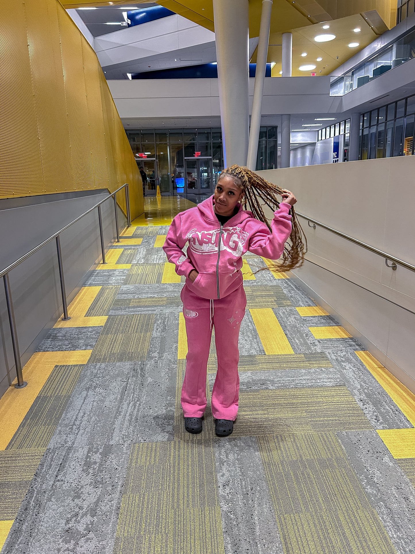 UNSUNG STAR SWEATPANTS - PINK