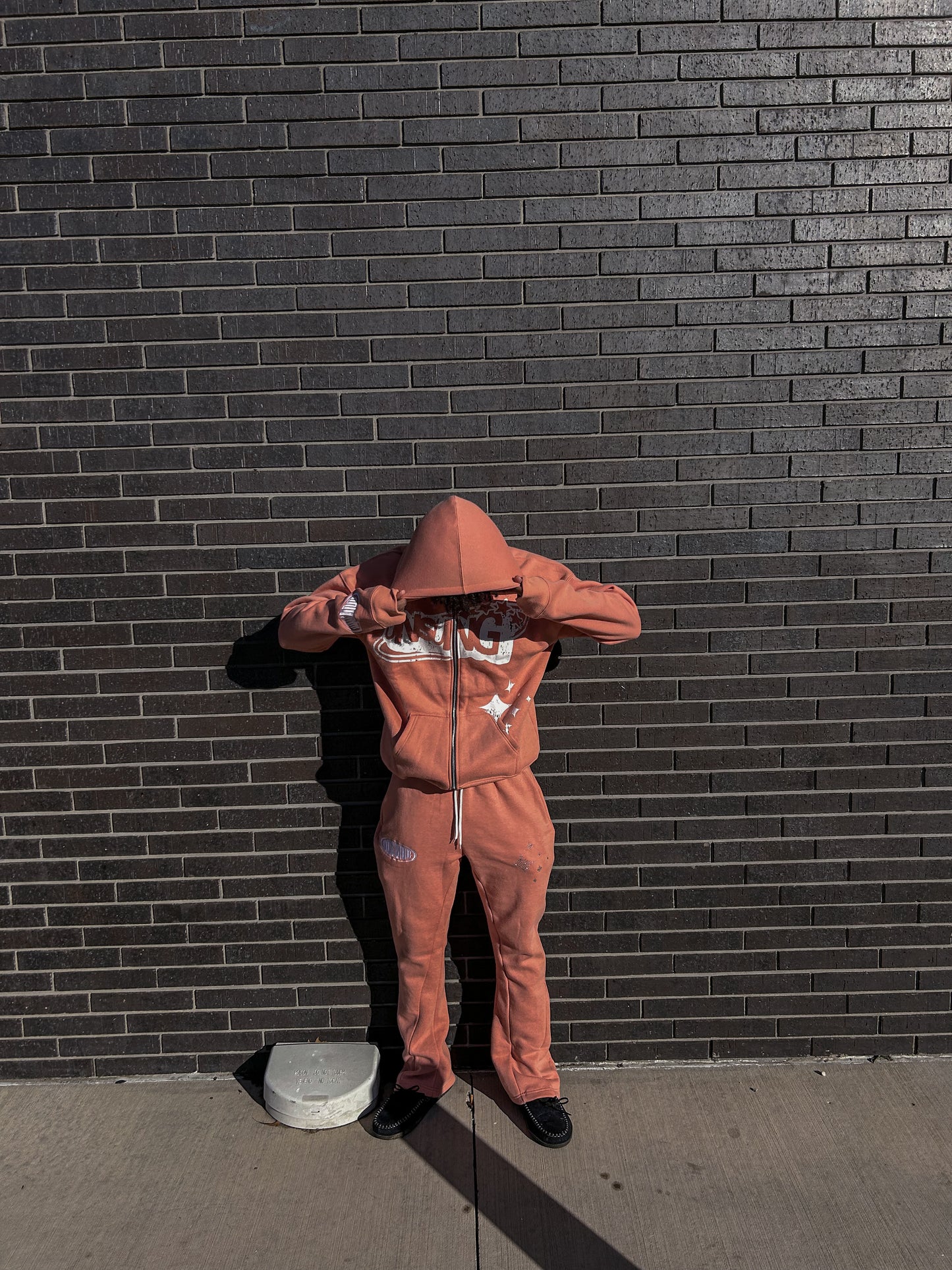 UNSUNG STAR SWEATPANTS - PEACH